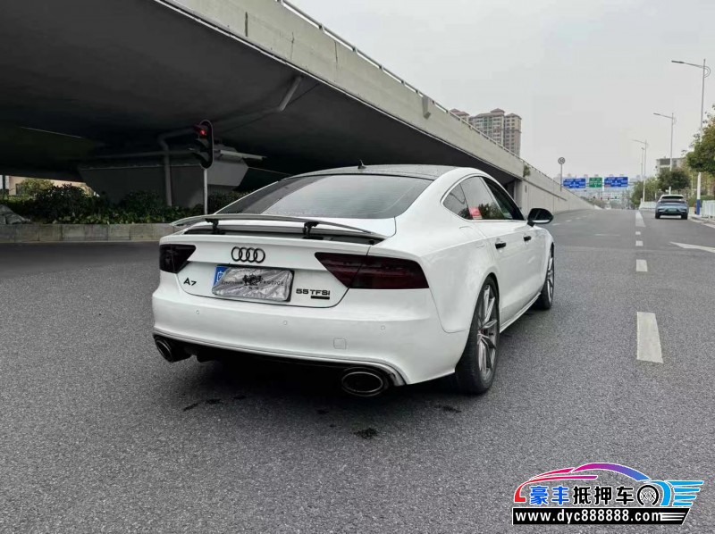 12年奥迪A7轿车抵押车出售