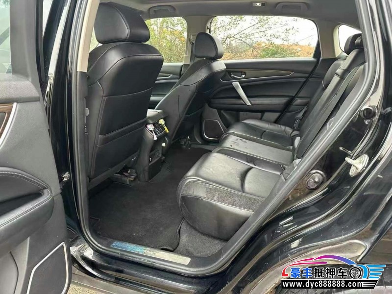 17年本田冠道轿车抵押车出售