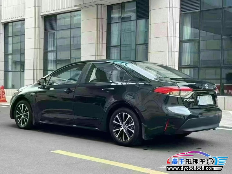 24年丰田雷凌轿车抵押车出售