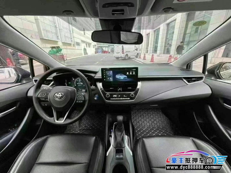 24年丰田雷凌轿车抵押车出售