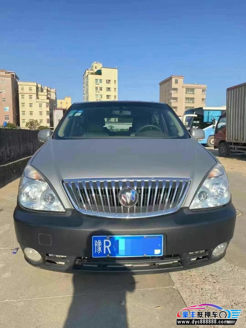 16年别克GL8轿车抵押车出售