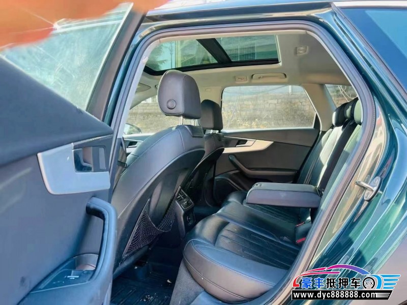 19年奥迪A4L轿车抵押车出售