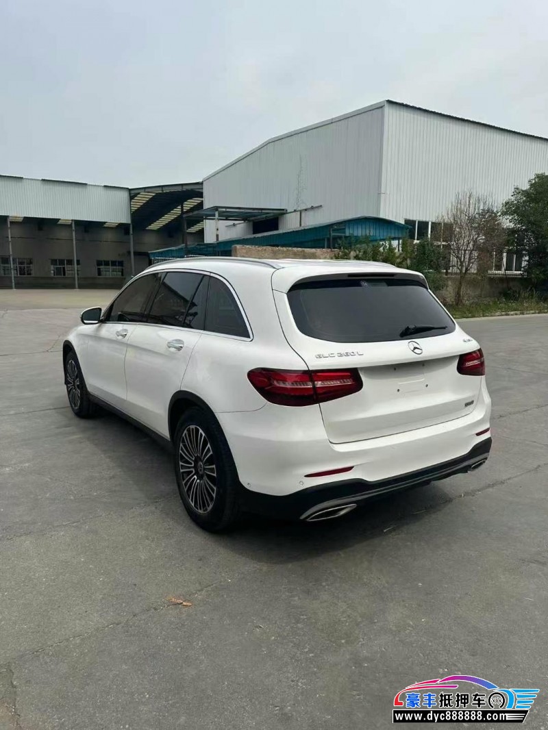 19年奔驰GLC轿车抵押车出售