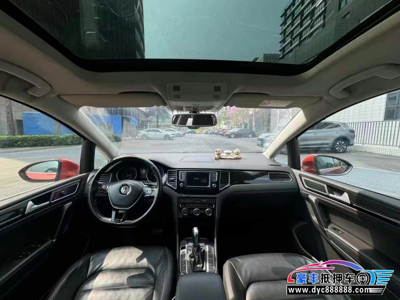 16年大众高尔夫轿车抵押车出售