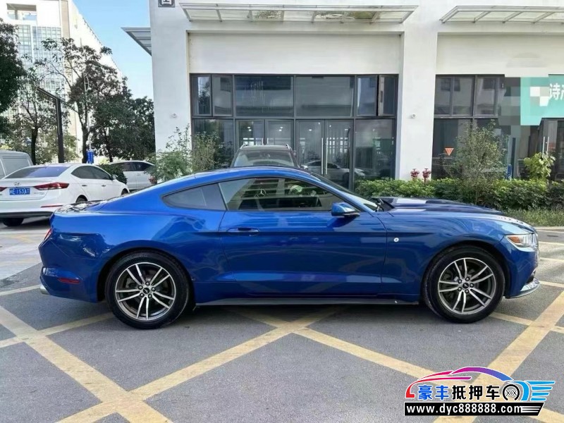 17年福特野马轿车抵押车出售