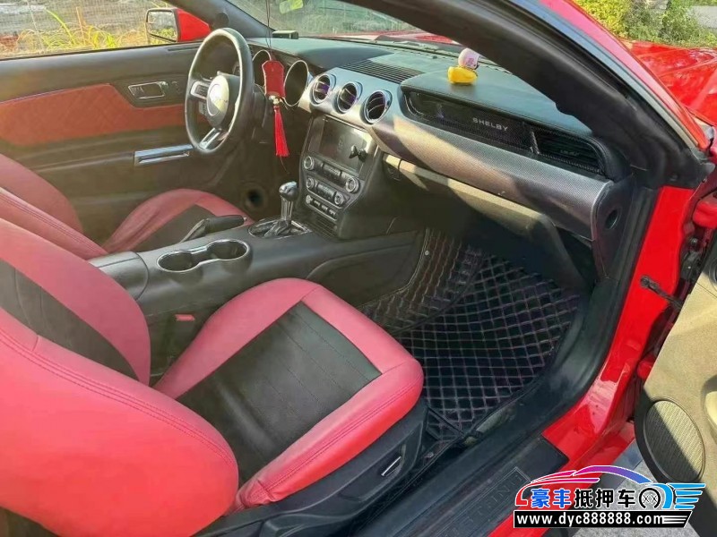 17年福特野马轿车抵押车出售