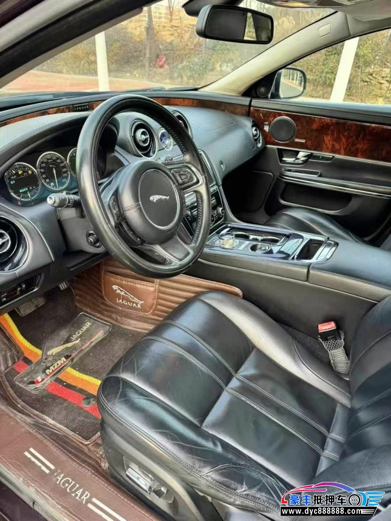 13年捷豹XJL轿车抵押车出售