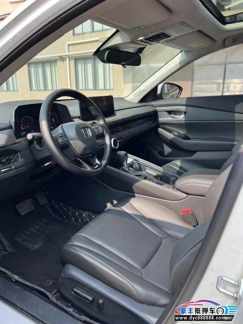 24年本田雅阁轿车抵押车出售