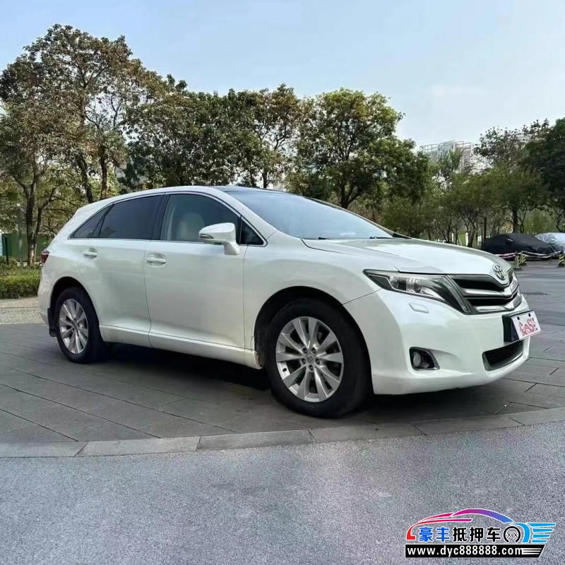 14年丰田威飒轿车抵押车出售