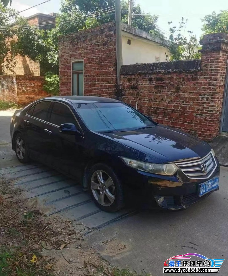11年本田思铂睿轿车抵押车出售