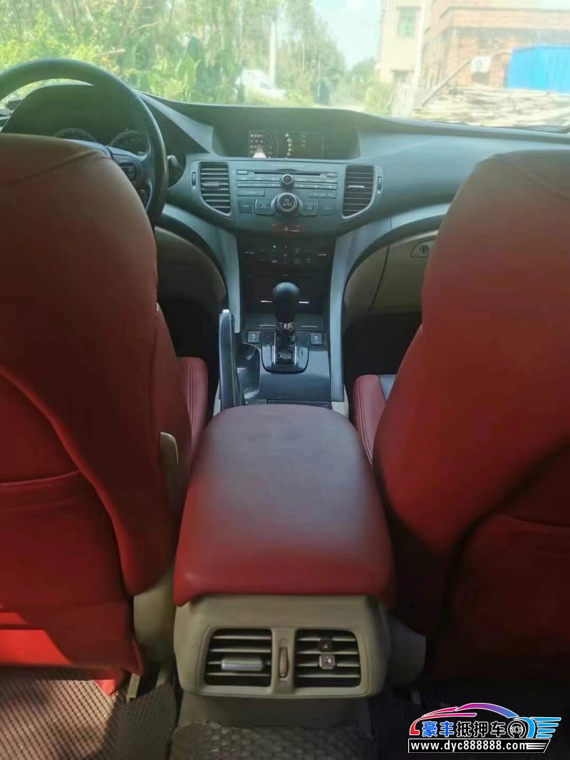 11年本田思铂睿轿车抵押车出售