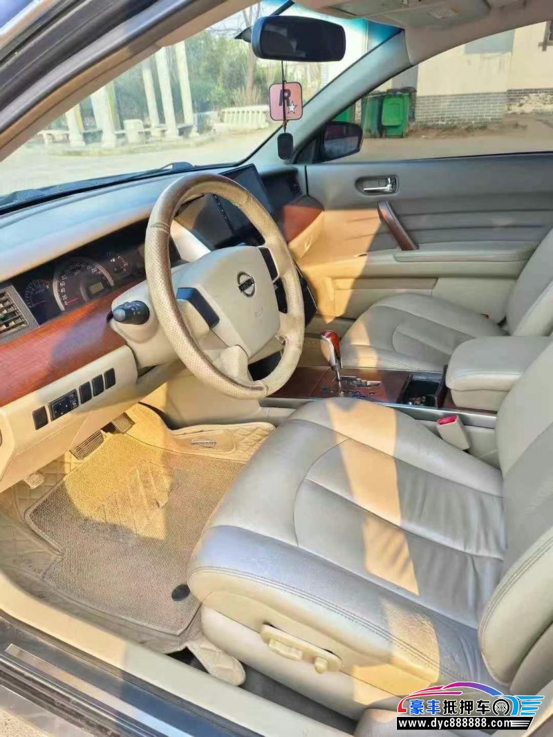 06年日产天籁轿车抵押车出售