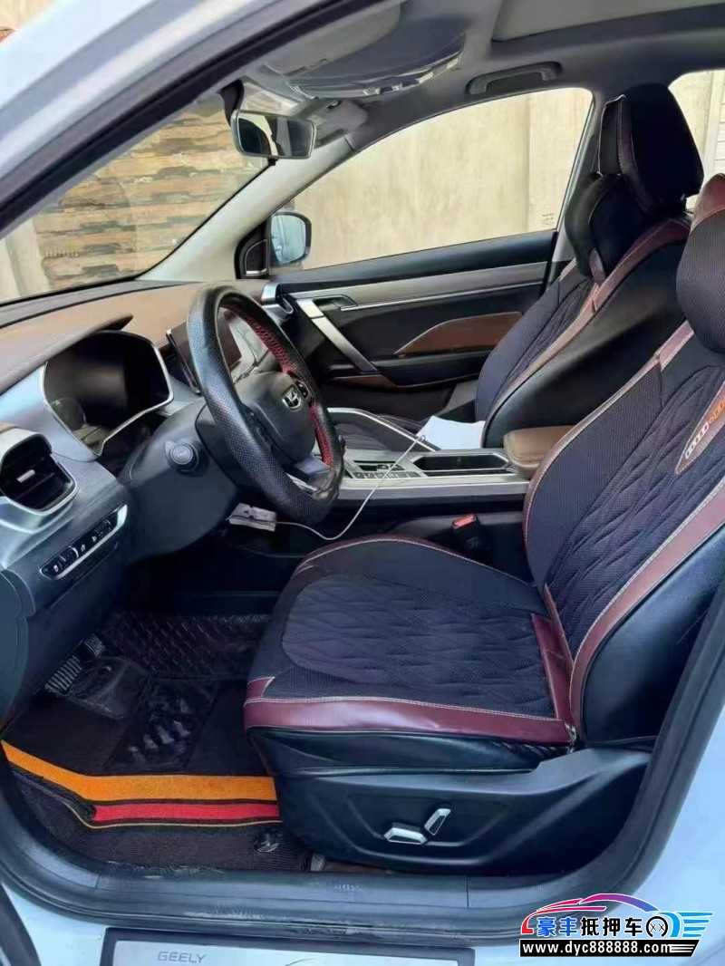 20年吉利缤越轿车抵押车出售