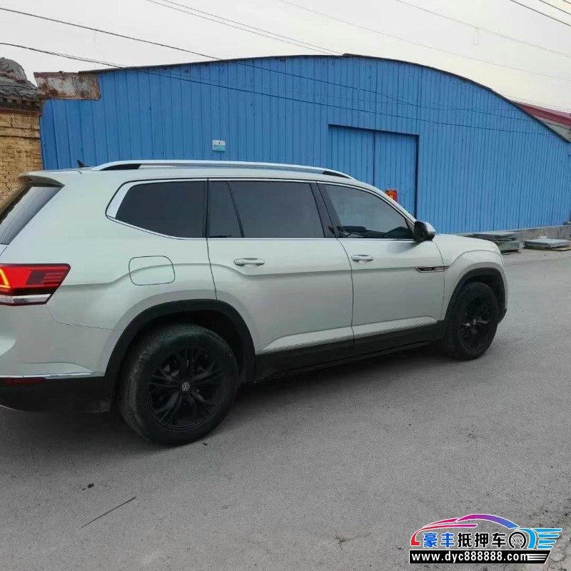 18年大众途昂轿车抵押车出售