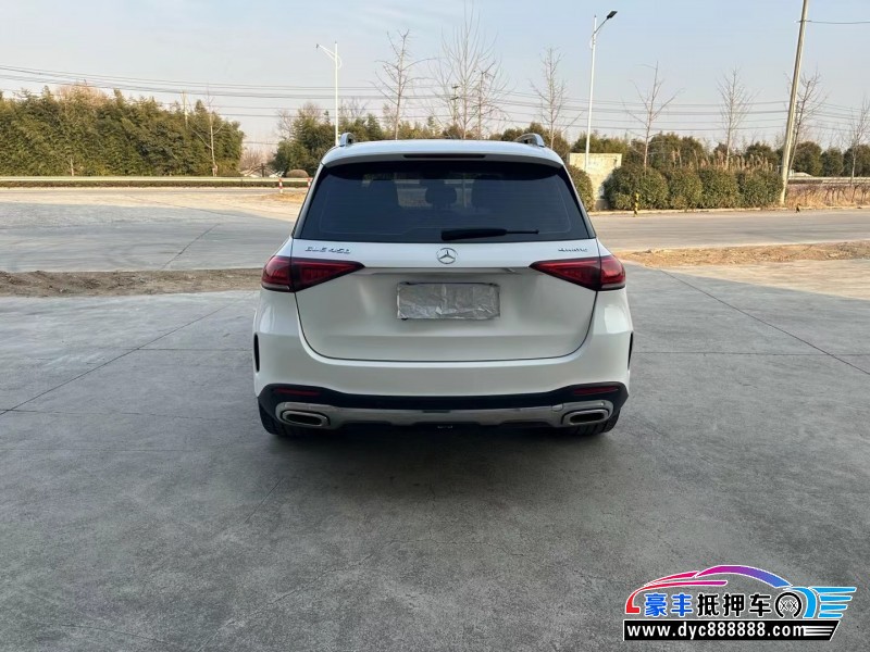20年奔驰GLE轿车抵押车出售
