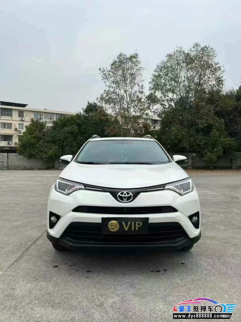 18年丰田RAV4轿车抵押车出售