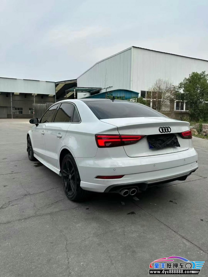 21年奥迪A3轿车抵押车出售