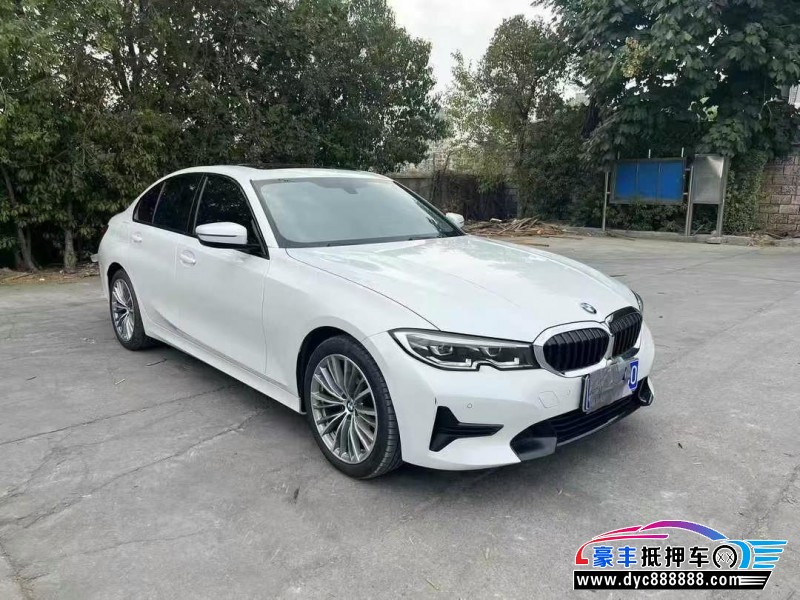 21年宝马3系轿车抵押车出售