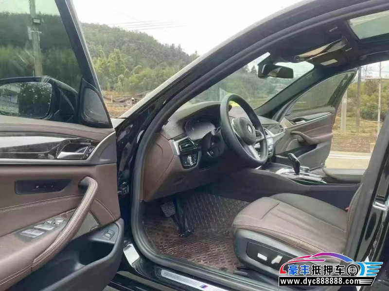 20年宝马5系轿车抵押车出售