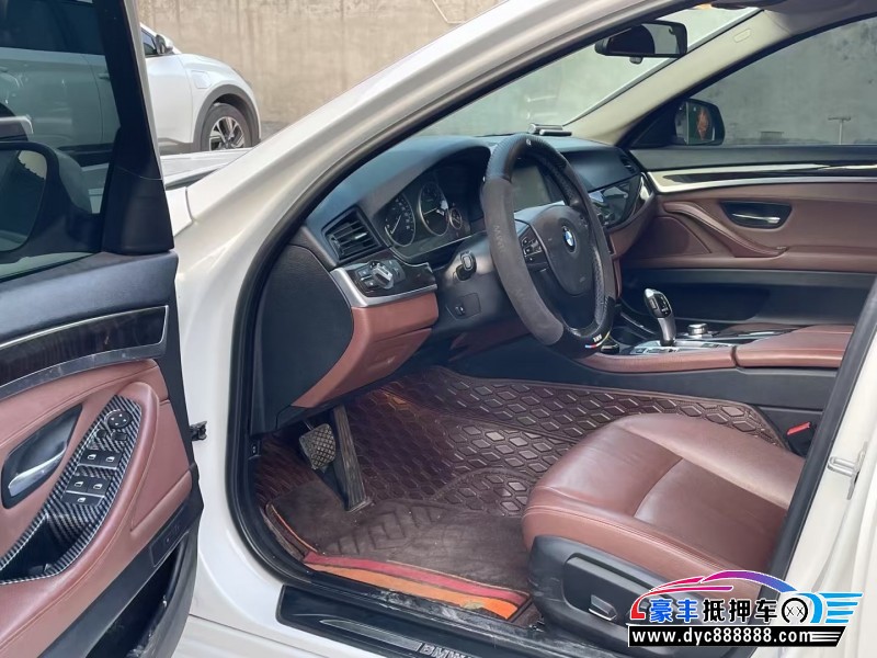 16年宝马5系轿车抵押车出售