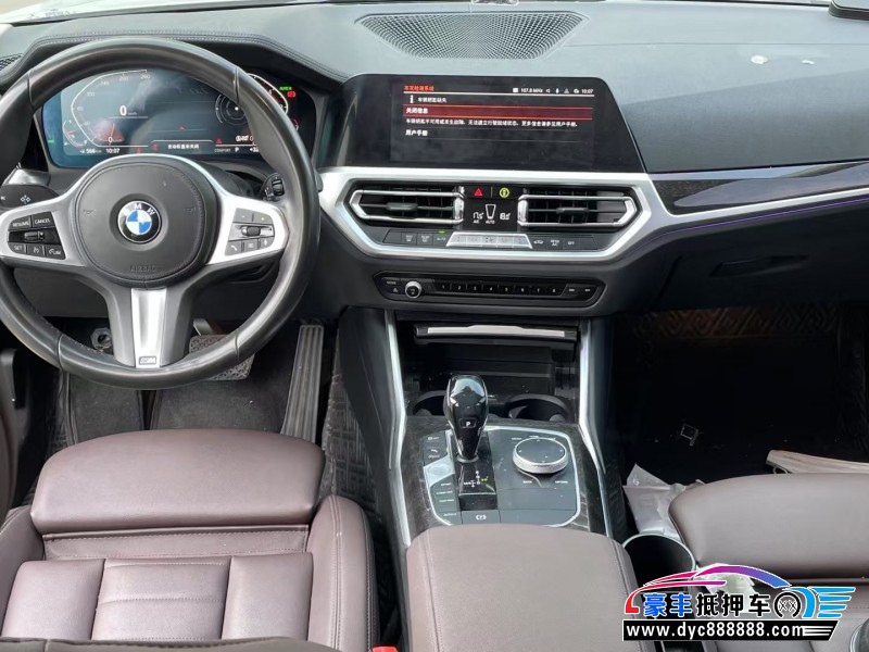 20年宝马3系轿车抵押车出售