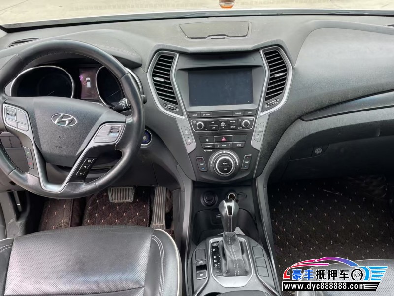 17年现代全新胜达SUV抵押车出售