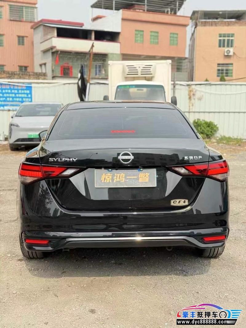 24年日产轩逸轿车抵押车出售