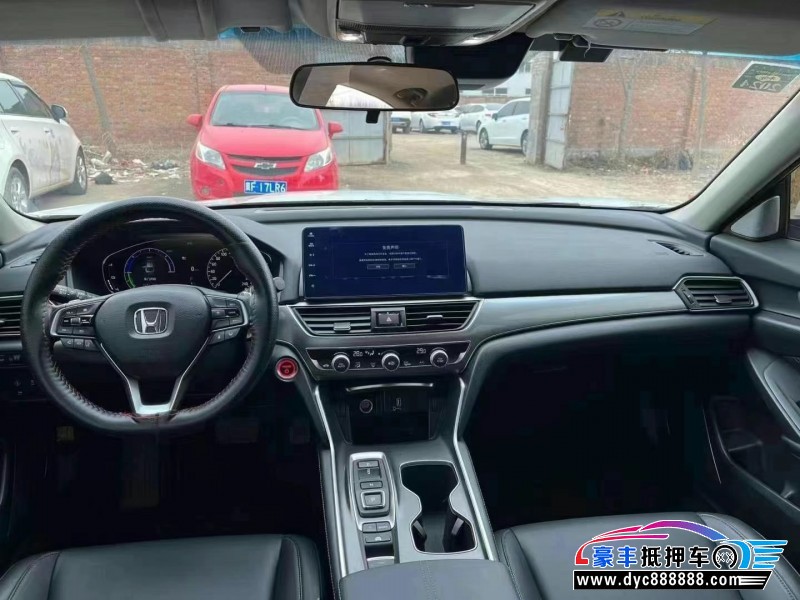 23年本田雅阁轿车抵押车出售