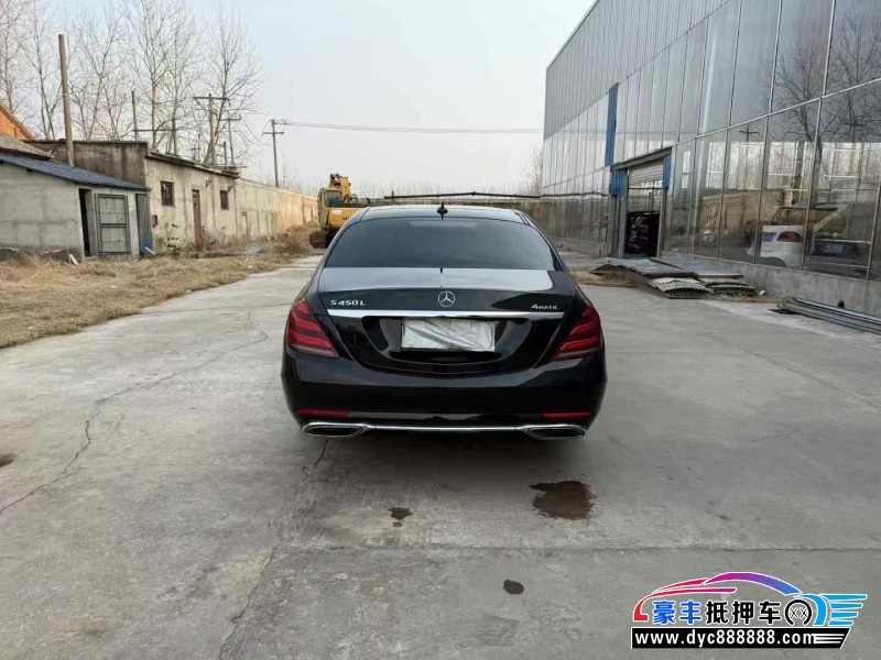 18年奔驰S轿车抵押车出售