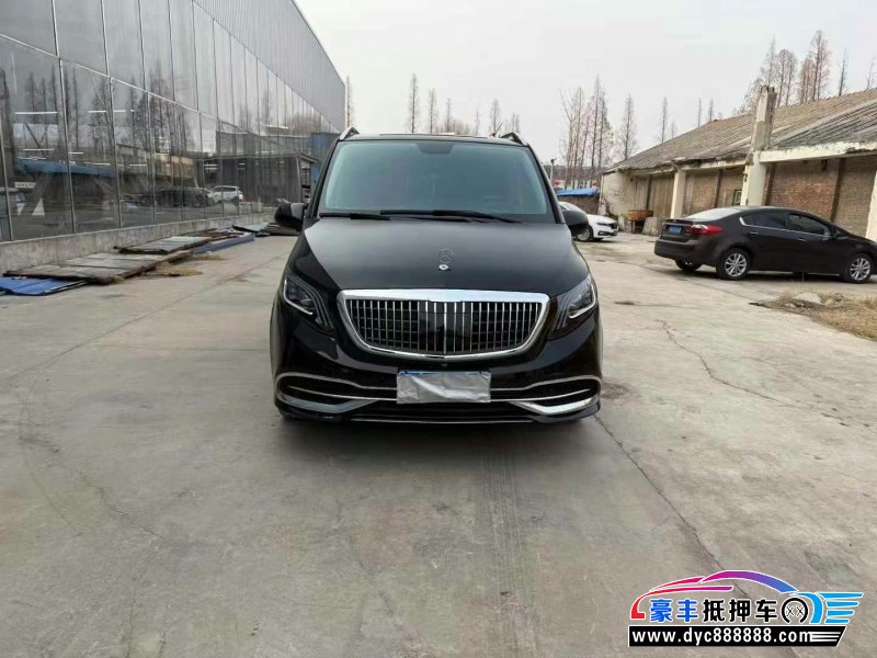 23年奔驰威霆轿车抵押车出售