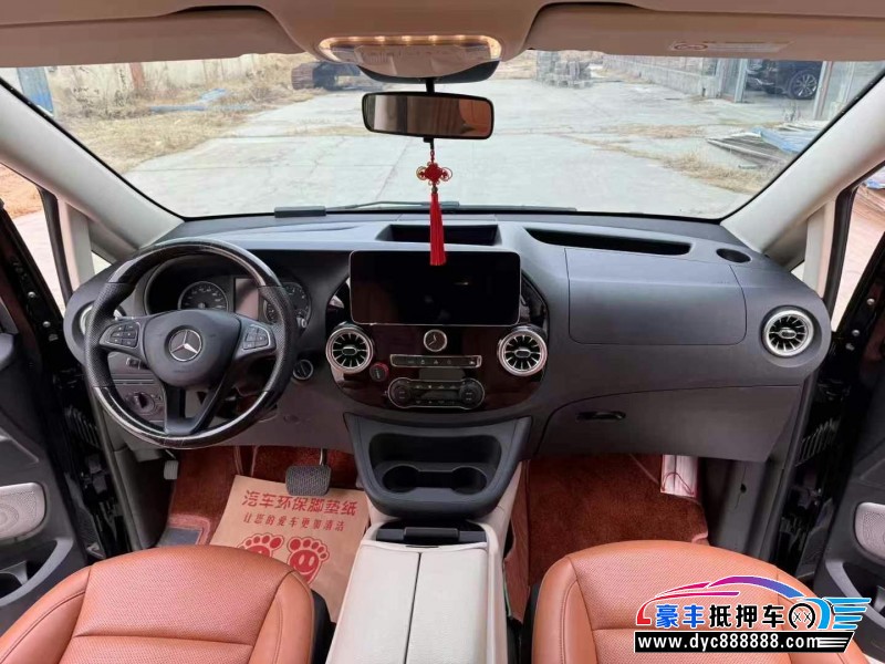 23年奔驰威霆轿车抵押车出售