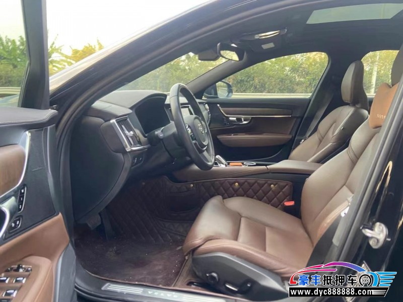 22年沃尔沃S90轿车抵押车出售