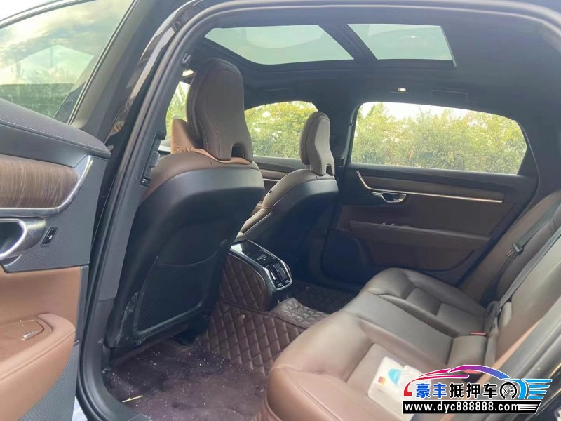 22年沃尔沃S90轿车抵押车出售