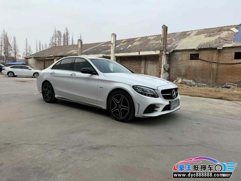 21年奔驰C轿车抵押车出售