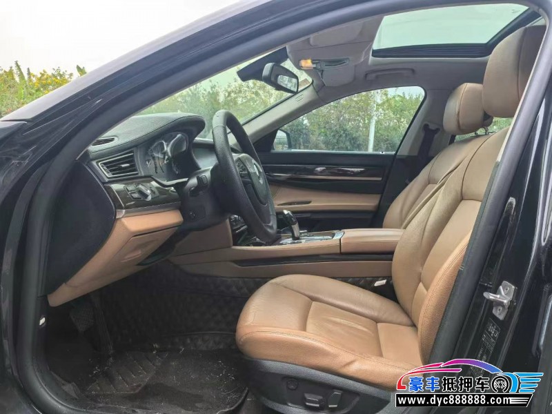 11年宝马7系轿车抵押车出售