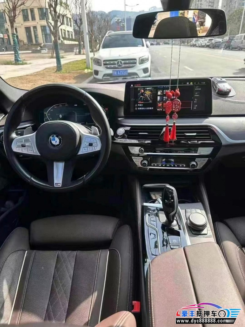 24年宝马5系轿车抵押车出售