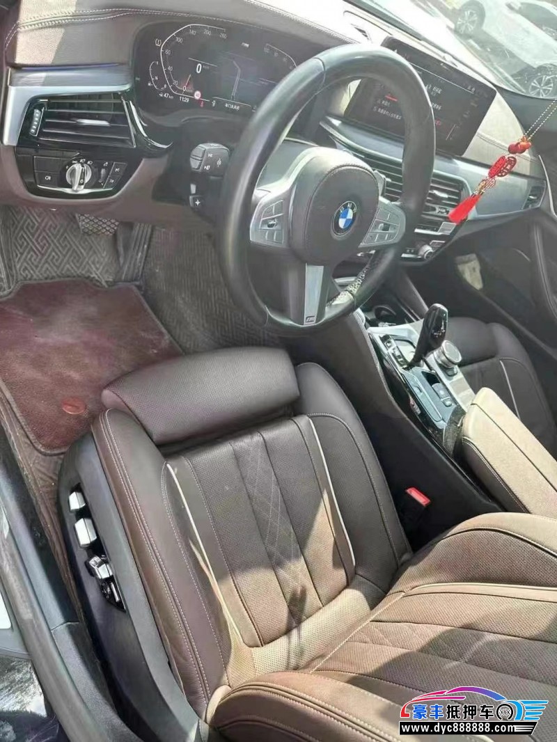 24年宝马5系轿车抵押车出售