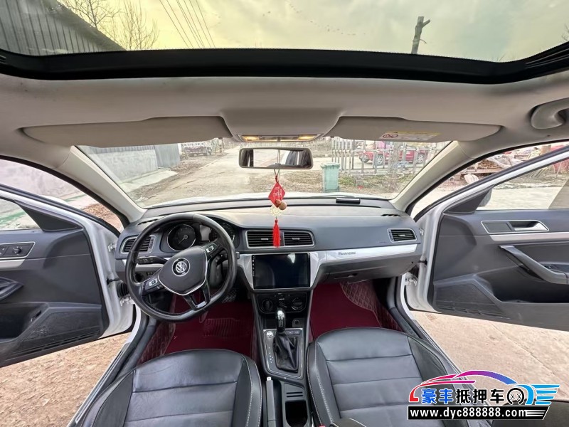 18年大众朗逸轿车抵押车出售