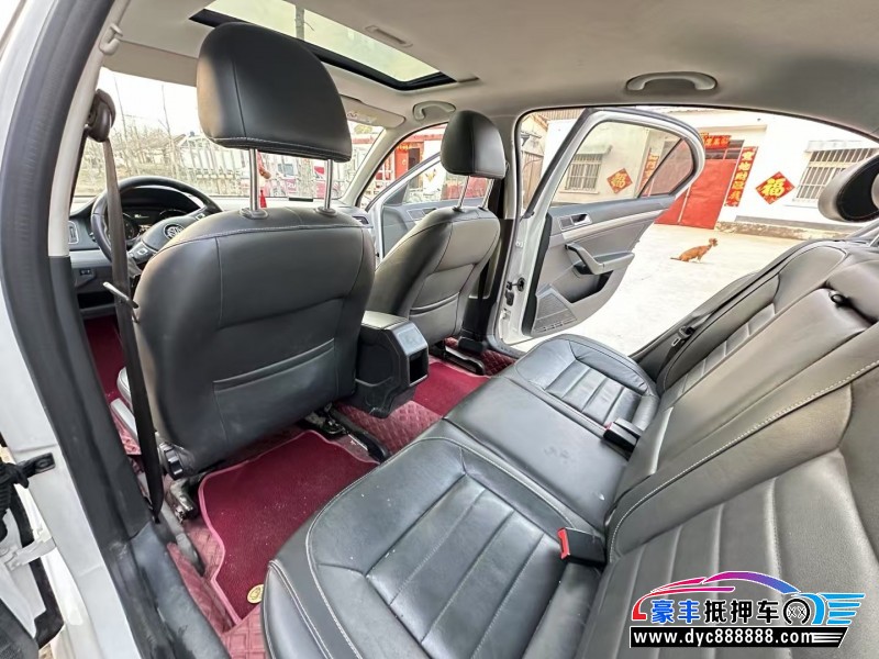 18年大众朗逸轿车抵押车出售