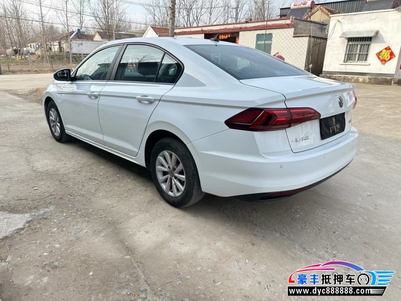22年大众宝来轿车抵押车出售
