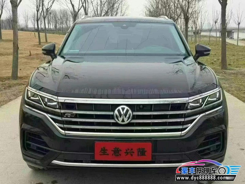 20年大众途锐轿车抵押车出售