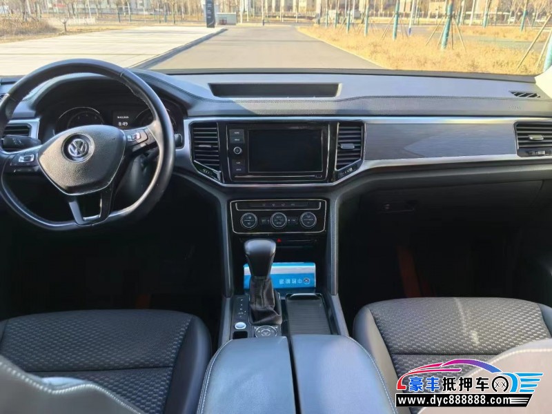 19年大众辉昂轿车抵押车出售