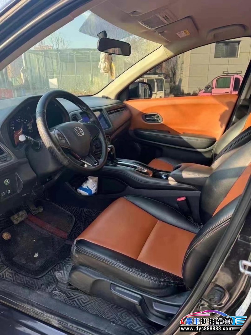 17年本田缤智轿车抵押车出售