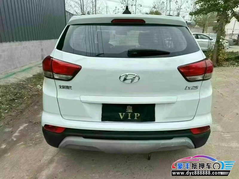 19年现代ix25轿车抵押车出售