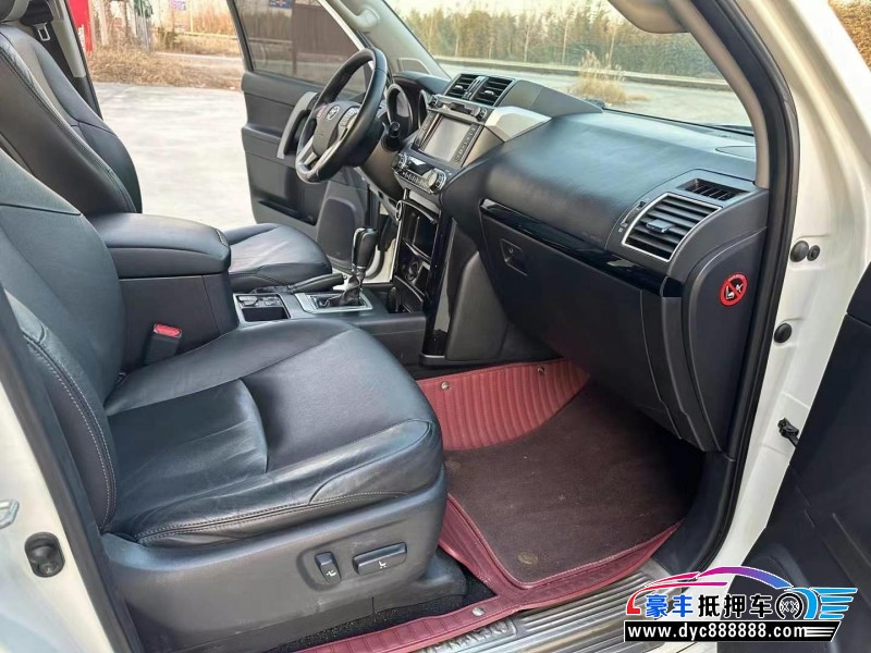 17年丰田普拉多（霸道）轿车抵押车出售