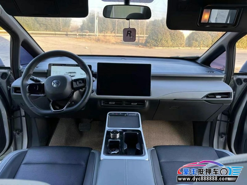 23年合创z03轿车抵押车出售