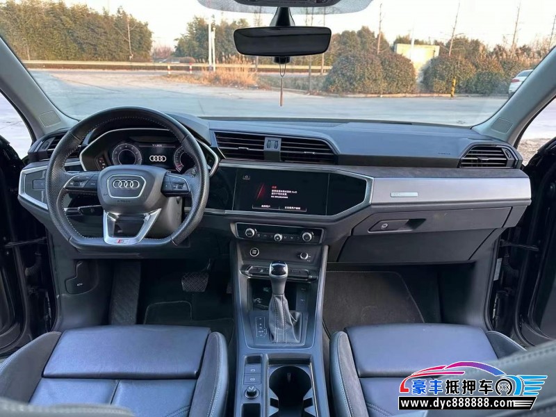 22年奥迪Q3轿车抵押车出售