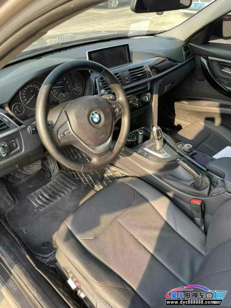 17年宝马3系轿车抵押车出售