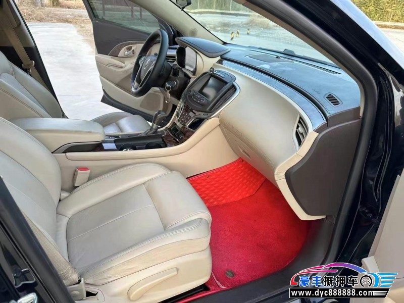 14年别克君越轿车抵押车出售