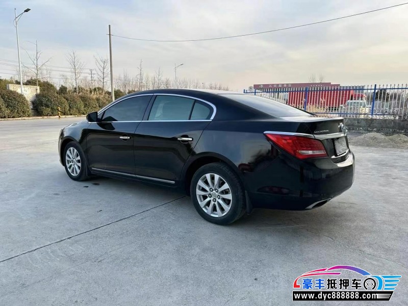 14年别克君越轿车抵押车出售